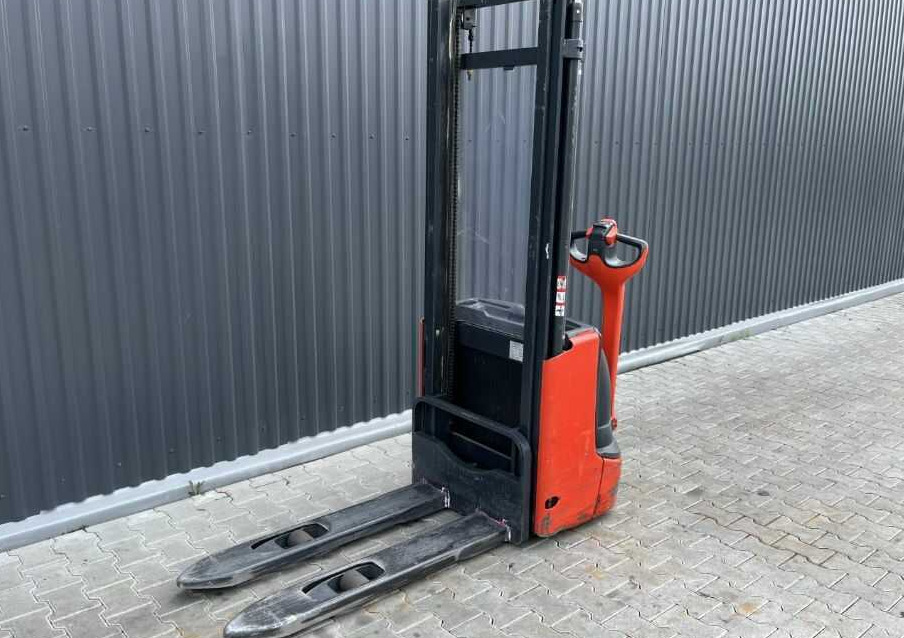 Linde L12 - Стакер: снимка 4 Linde L12 - Стакер: снимка 4