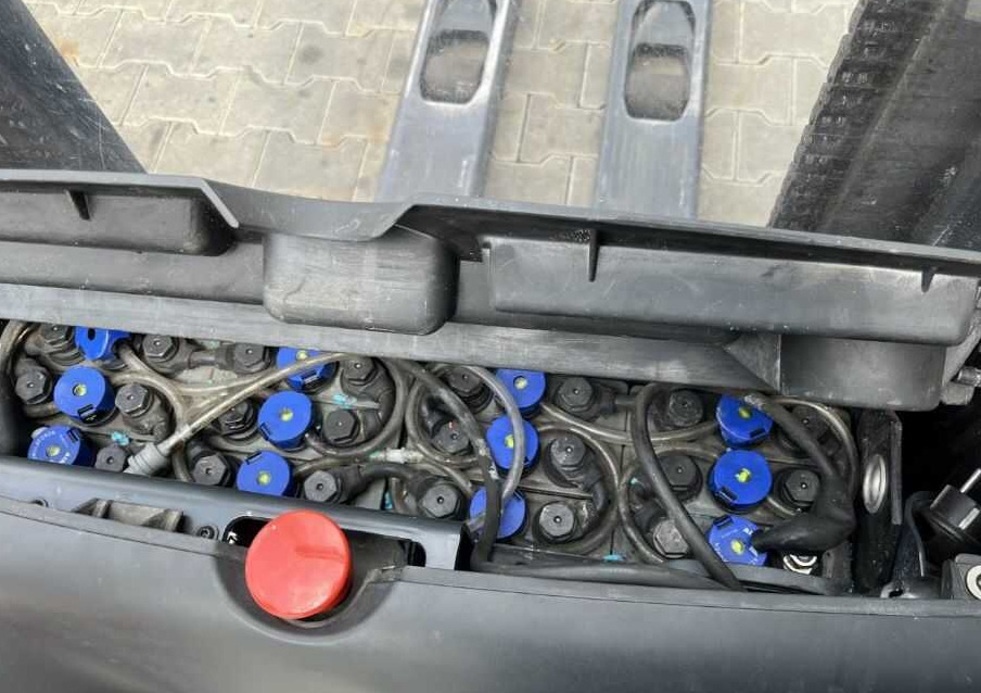 Linde L12 - Стакер: снимка 5 Linde L12 - Стакер: снимка 5