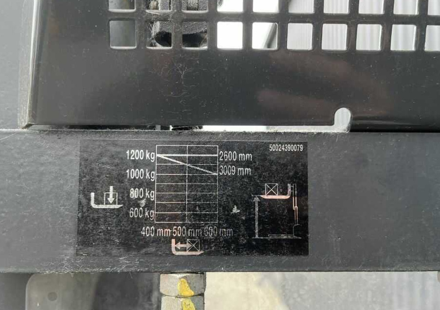 Linde L12 - Стакер: снимка 5 Linde L12 - Стакер: снимка 5