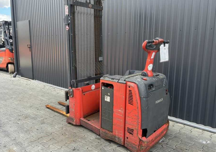 Linde L12AC - Стакер: снимка 3 Linde L12AC - Стакер: снимка 3