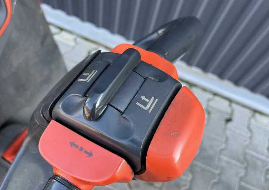 Linde L16 - Стакер: снимка 1 Linde L16 - Стакер: снимка 1