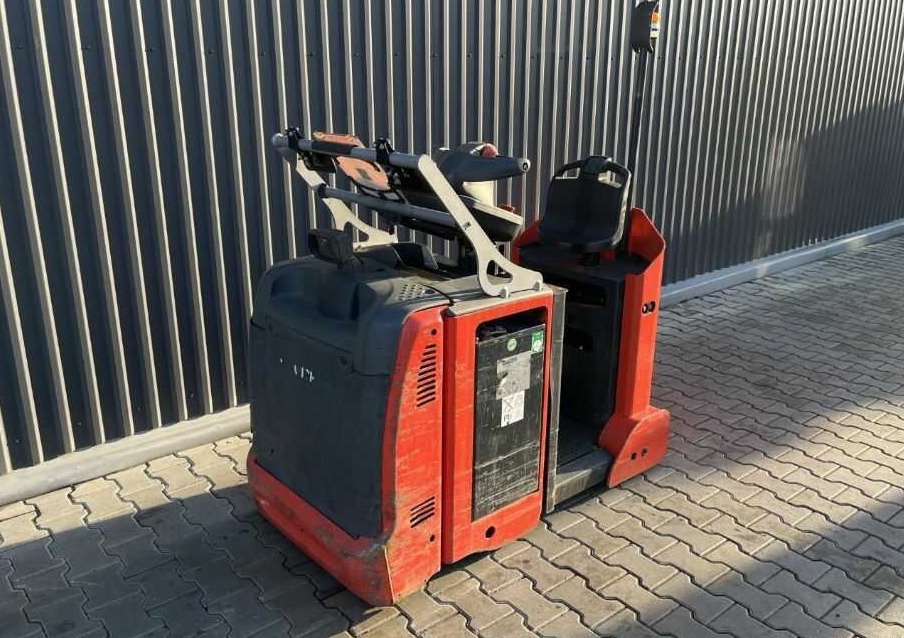 Linde P30C - Електрически влекач: снимка 5 Linde P30C - Електрически влекач: снимка 5