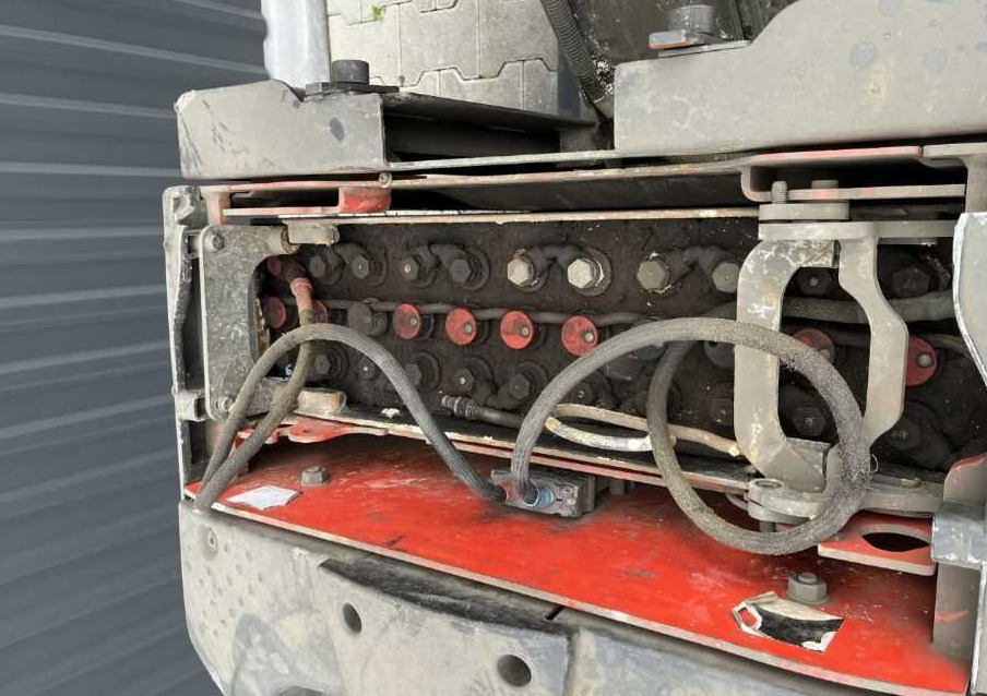 Linde P30C - Електрически влекач: снимка 5 Linde P30C - Електрически влекач: снимка 5