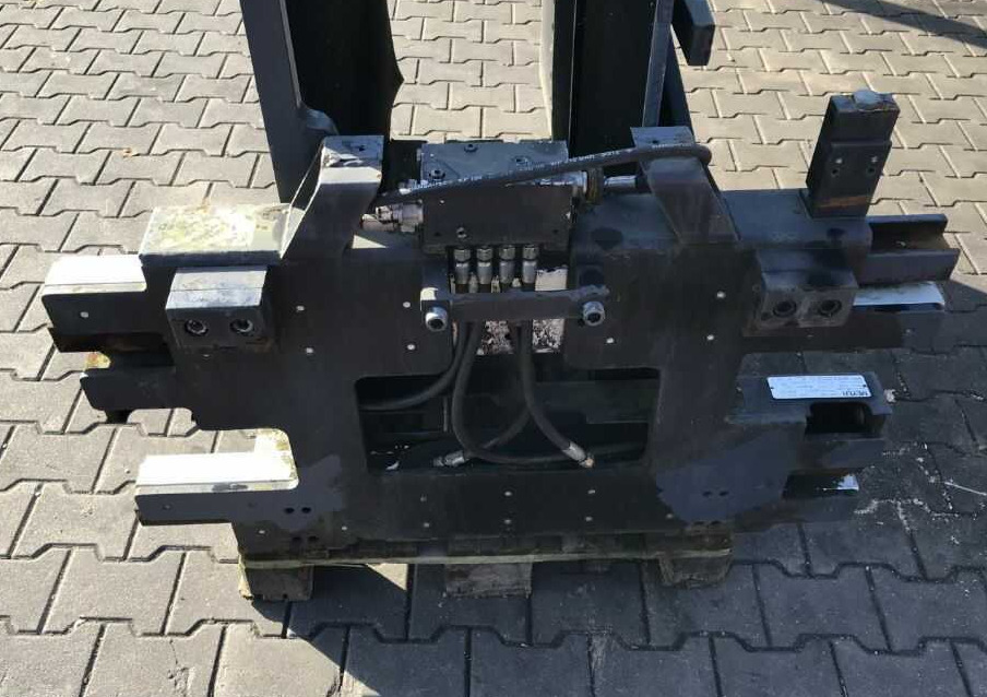 Meyer 3-0403-2, Kartonklammer - Кламер за Подемно-транспортна техника: снимка 3 Meyer 3-0403-2, Kartonklammer - Кламер за Подемно-транспортна техника: снимка 3
