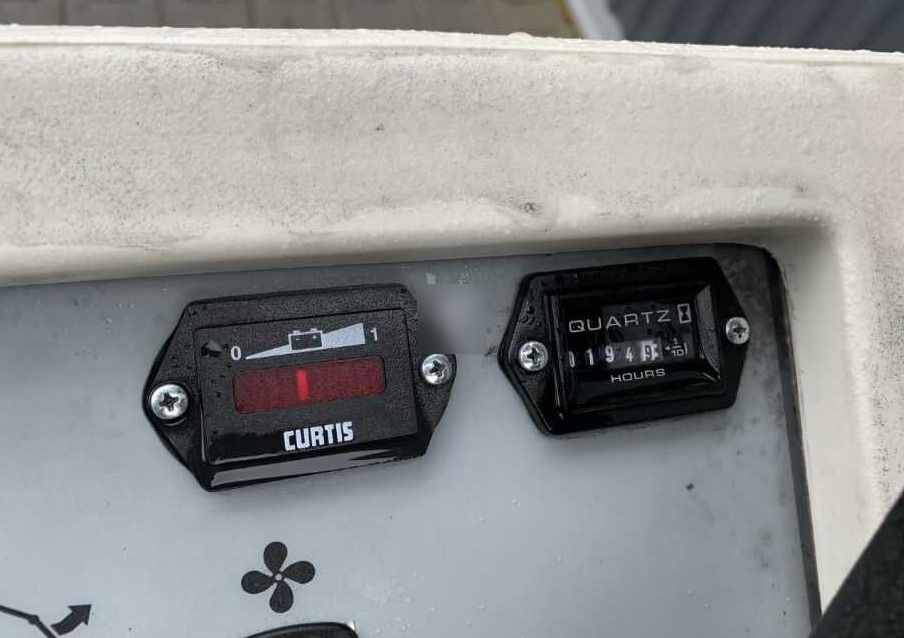 Tennant 6200 - Професионална метачна машина: снимка 5 Tennant 6200 - Професионална метачна машина: снимка 5
