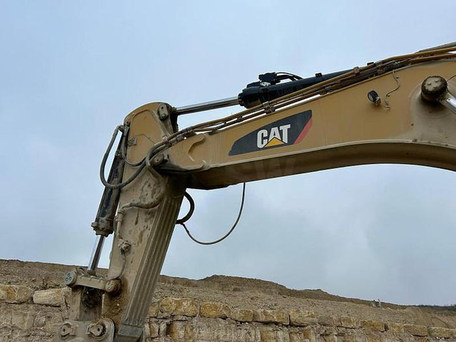 Caterpillar 374 LME - Багер: снимка 5 Caterpillar 374 LME - Багер: снимка 5