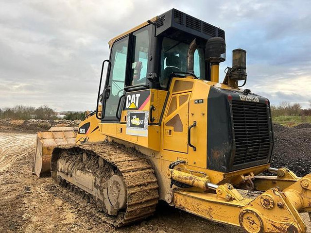 Caterpillar 963D - Товарач: снимка 3 Caterpillar 963D - Товарач: снимка 3
