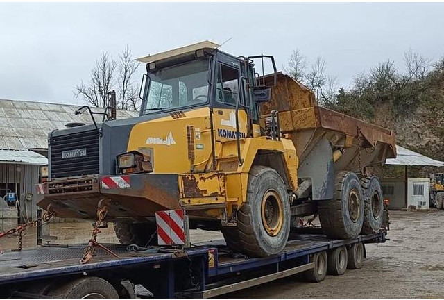 Komatsu HM300-2 - Самосвал: снимка 1 Komatsu HM300-2 - Самосвал: снимка 1