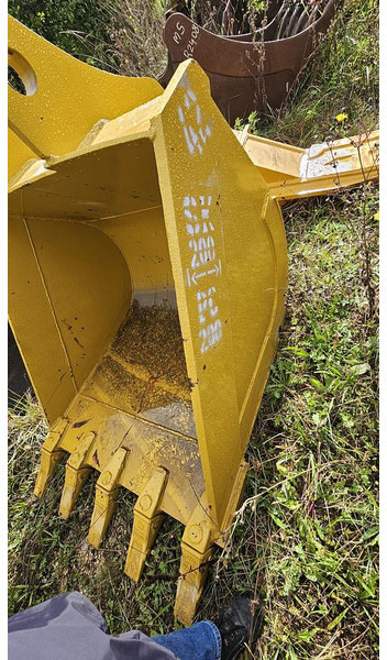 Komatsu PC200 - Кофа: снимка 3 Komatsu PC200 - Кофа: снимка 3