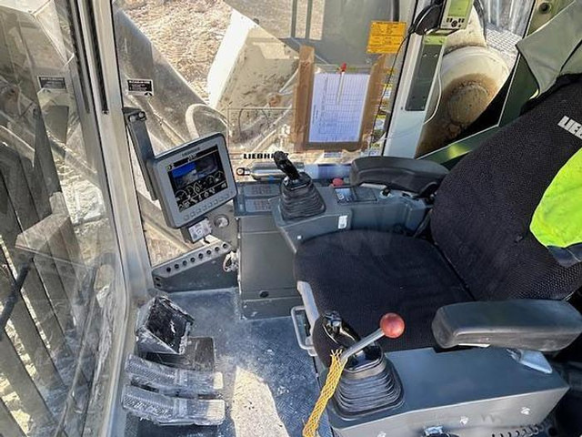 Liebherr R9100 - Верижен багер: снимка 5 Liebherr R9100 - Верижен багер: снимка 5