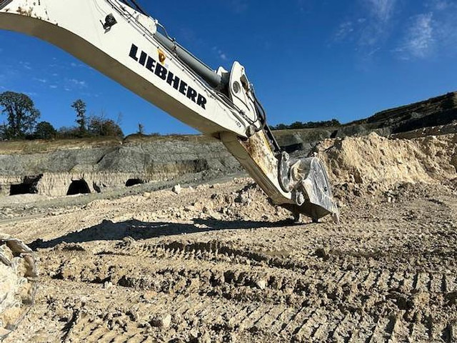 Liebherr R9100 - Багер: снимка 2 Liebherr R9100 - Багер: снимка 2