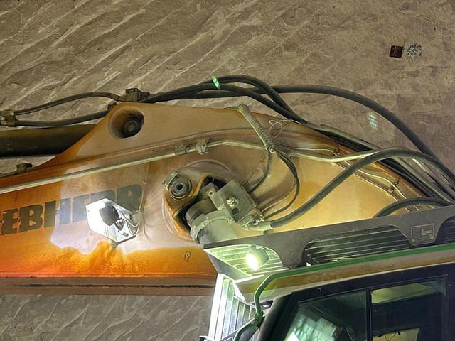 Liebherr R956HD - Верижен багер: снимка 5 Liebherr R956HD - Верижен багер: снимка 5