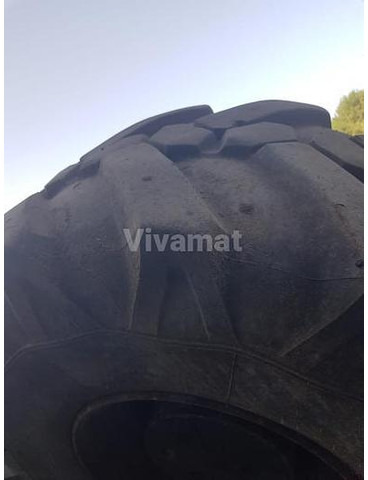 Michelin 18R19.5XF - Гуми и джанти: снимка 3 Michelin 18R19.5XF - Гуми и джанти: снимка 3