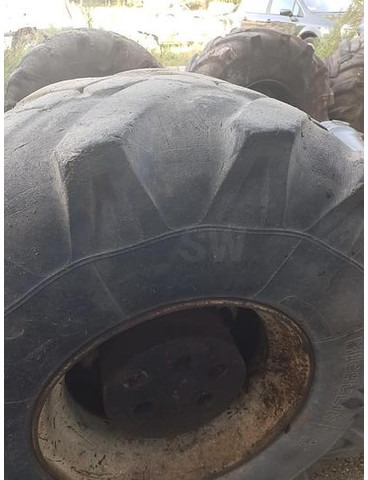 Michelin 18R19.5XF - Гуми и джанти: снимка 1 Michelin 18R19.5XF - Гуми и джанти: снимка 1