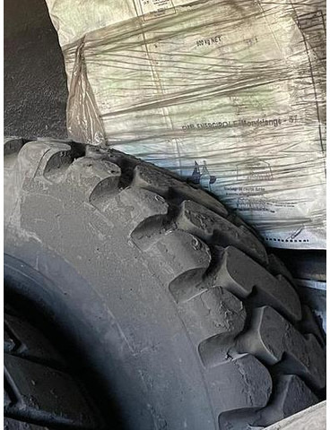 PNEU  - Гума: снимка 1 PNEU  - Гума: снимка 1