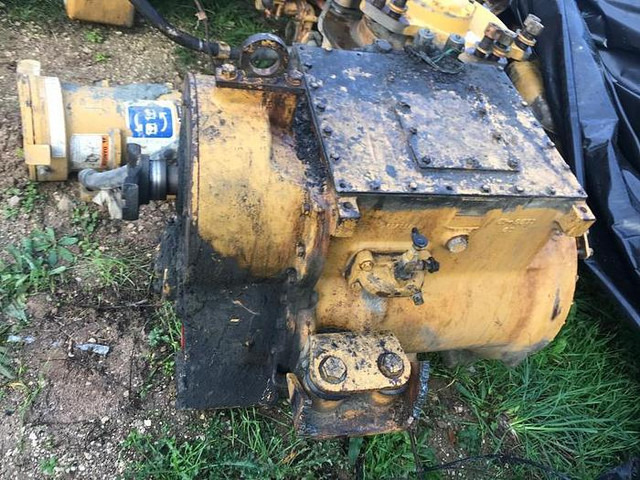 Caterpillar Cat 769 C Cat 771D and Cat 773B pour piece / for parts - - Строителна техника: снимка 4 Caterpillar Cat 769 C Cat 771D and Cat 773B pour piece / for parts - - Строителна техника: снимка 4