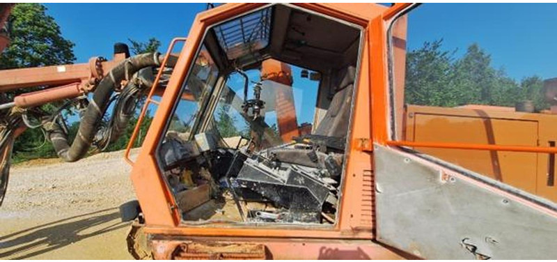 Tamrock Ranger 500 - Пробивна машина: снимка 5 Tamrock Ranger 500 - Пробивна машина: снимка 5