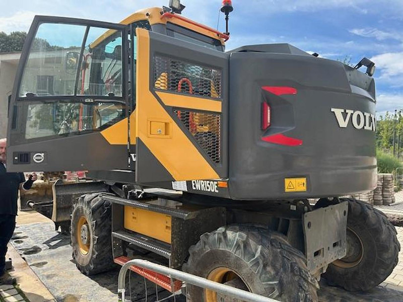 Volvo EWR150E - Багер: снимка 2 Volvo EWR150E - Багер: снимка 2