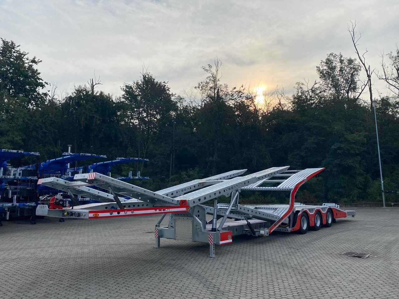 Alpha (3 Axle Truck Transport) - Автовоз полуремарке: снимка 5 Alpha (3 Axle Truck Transport) - Автовоз полуремарке: снимка 5