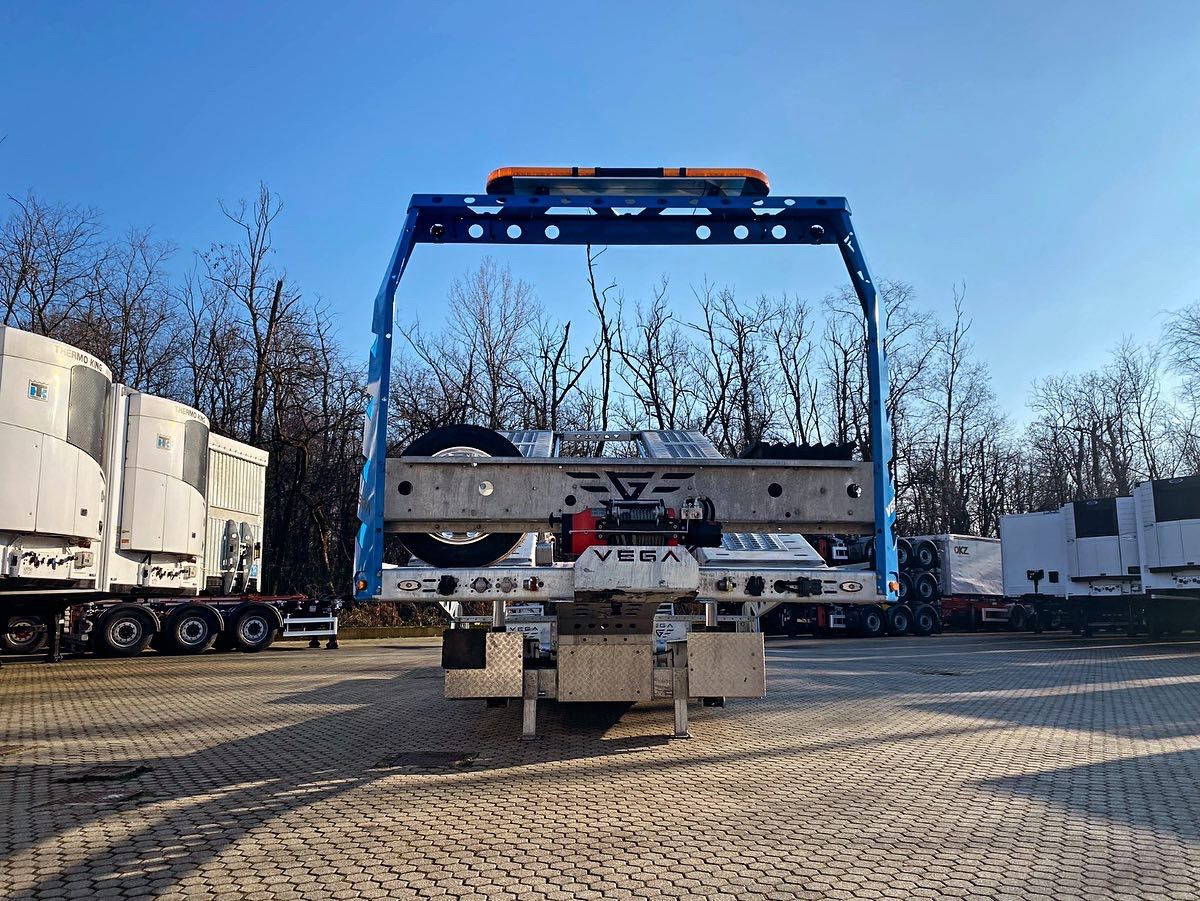 PROMAX 3 AXLE TRUCK CARRIER - Автовоз полуремарке: снимка 4 PROMAX 3 AXLE TRUCK CARRIER - Автовоз полуремарке: снимка 4
