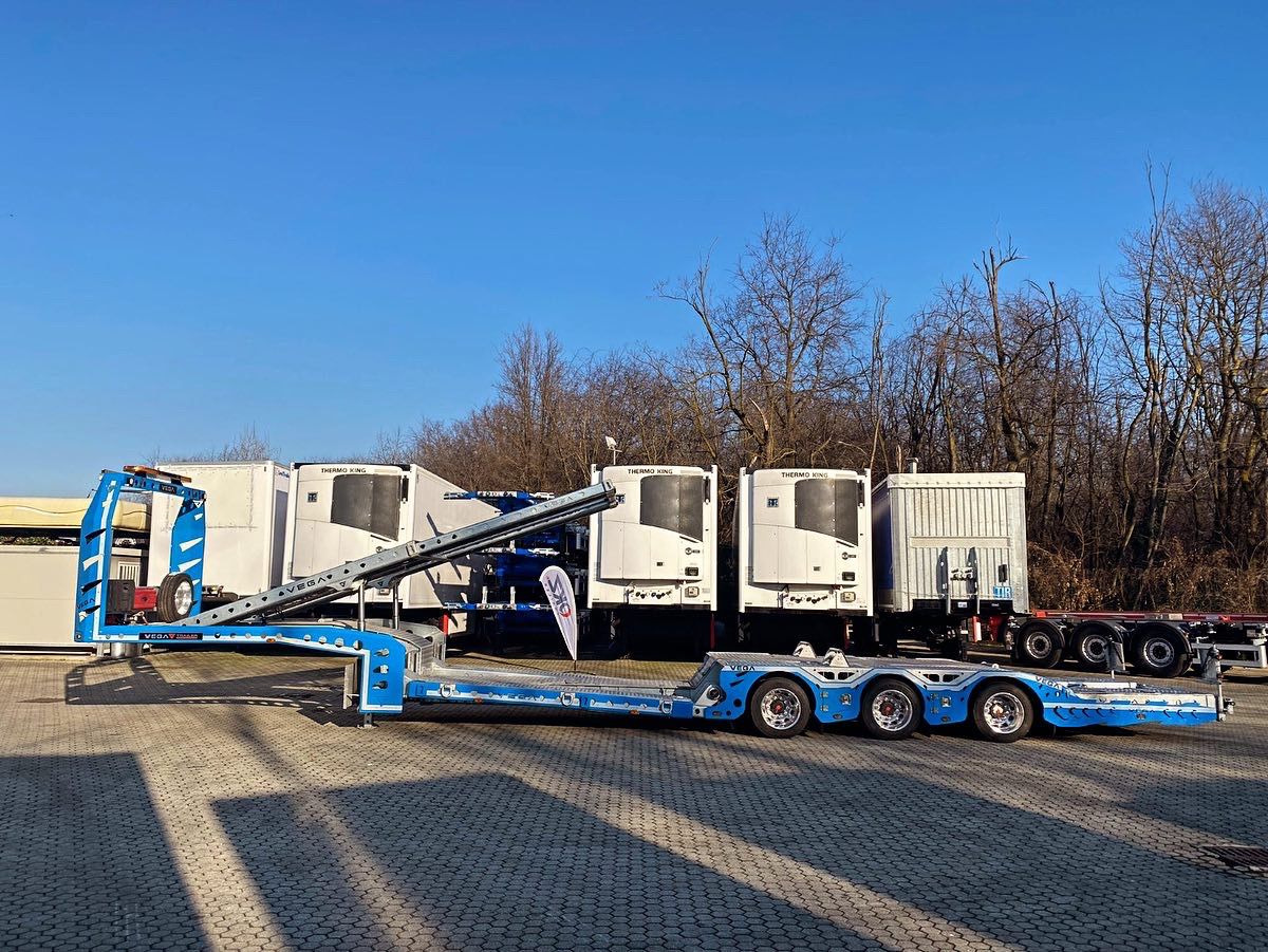 PROMAX 3 AXLE TRUCK CARRIER - Автовоз полуремарке: снимка 5 PROMAX 3 AXLE TRUCK CARRIER - Автовоз полуремарке: снимка 5