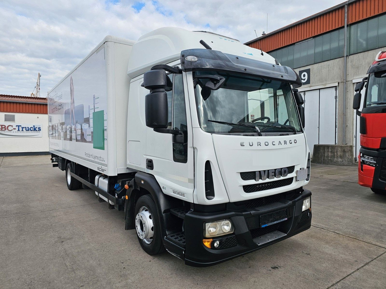 Iveco EURO-CARGO 120E25 * SCHLAFKABINE * BÄR 1,5 T * - Камион фургон: снимка 3 Iveco EURO-CARGO 120E25 * SCHLAFKABINE * BÄR 1,5 T * - Камион фургон: снимка 3