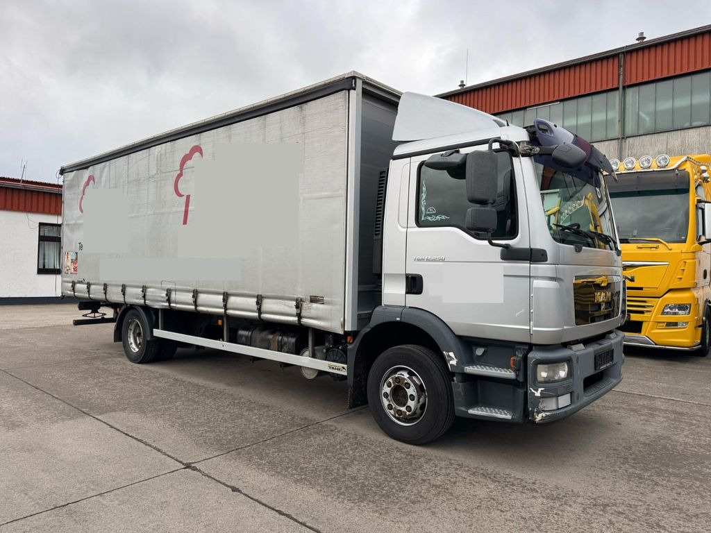 MAN 12.250 * MOTORBREMSE * KLIMA * GELASTET 14.000KG - Камион за дърва: снимка 1 MAN 12.250 * MOTORBREMSE * KLIMA * GELASTET 14.000KG - Камион за дърва: снимка 1
