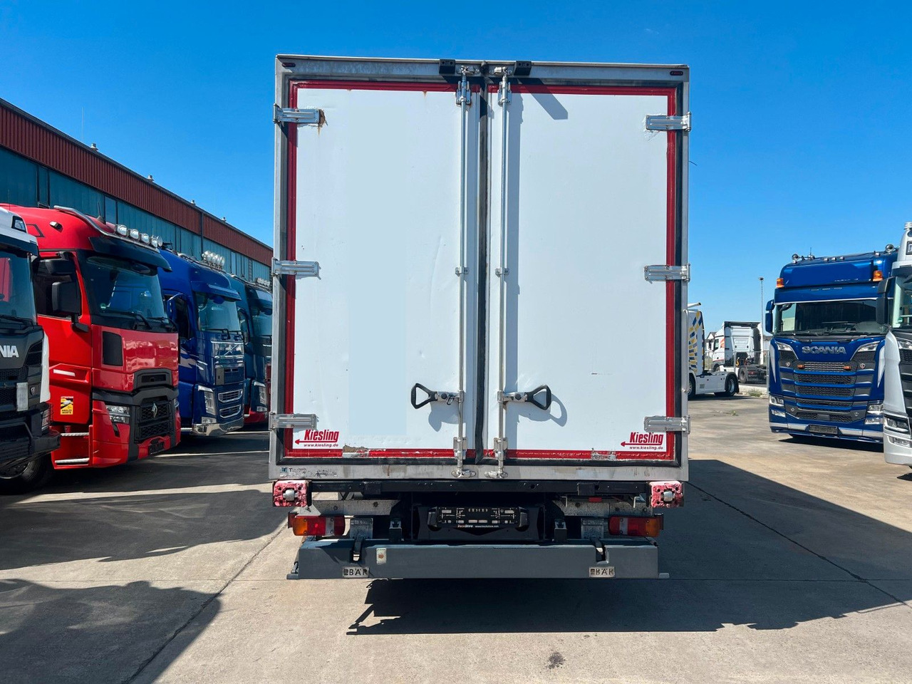 Mercedes-Benz Atego 1224 * KLIMA * THERMO KING * BÄR 1,5t * - Рефрижератор камион: снимка 5 Mercedes-Benz Atego 1224 * KLIMA * THERMO KING * BÄR 1,5t * - Рефрижератор камион: снимка 5