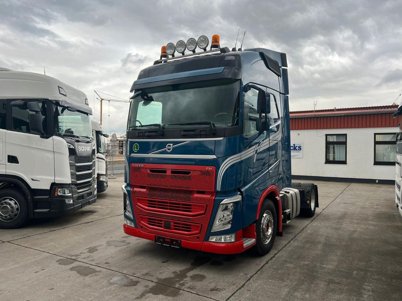 Volvo FH 460 * ACC * ALCOA *LEDER* RETAR * 1 HAND * - Влекач: снимка 3 Volvo FH 460 * ACC * ALCOA *LEDER* RETAR * 1 HAND * - Влекач: снимка 3