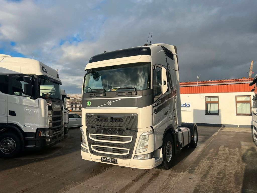 Volvo FH 500 * GLOBETROTTER * 2x TANK * - Влекач: снимка 3 Volvo FH 500 * GLOBETROTTER * 2x TANK * - Влекач: снимка 3
