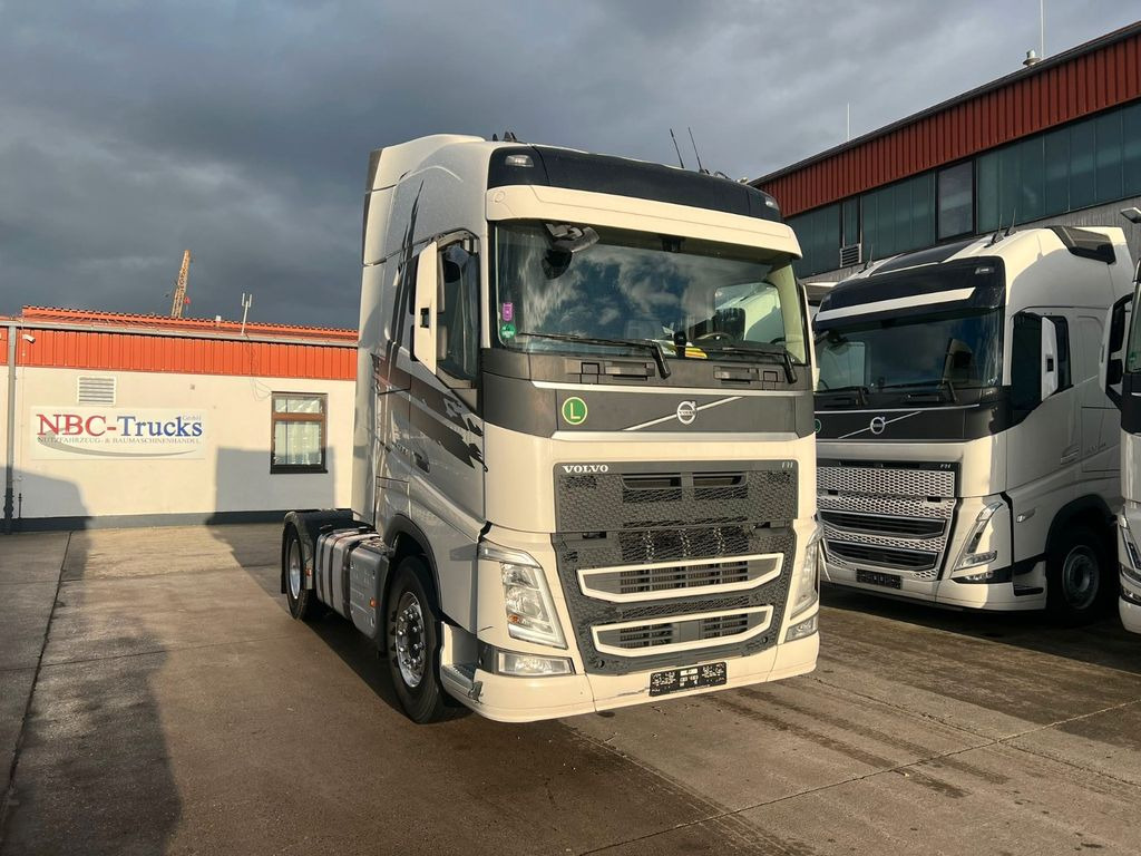 Volvo FH 500 * GLOBETROTTER * 2x TANK * - Влекач: снимка 1 Volvo FH 500 * GLOBETROTTER * 2x TANK * - Влекач: снимка 1