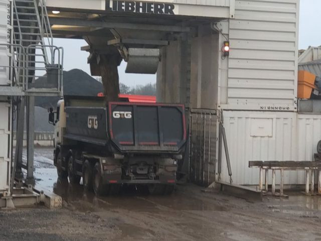 20 cbm Abrollkipper G&G zu sofort auf Lager 20 cbm Abrollkipper G&G zu sofort auf Lager - Мултилифт контейнер: снимка 4 20 cbm Abrollkipper G&G zu sofort auf Lager 20 cbm Abrollkipper G&G zu sofort auf Lager - Мултилифт контейнер: снимка 4