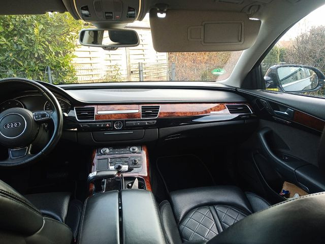 Audi A8 4.2 TDI tiptronic quattro - Седан: снимка 5 Audi A8 4.2 TDI tiptronic quattro - Седан: снимка 5