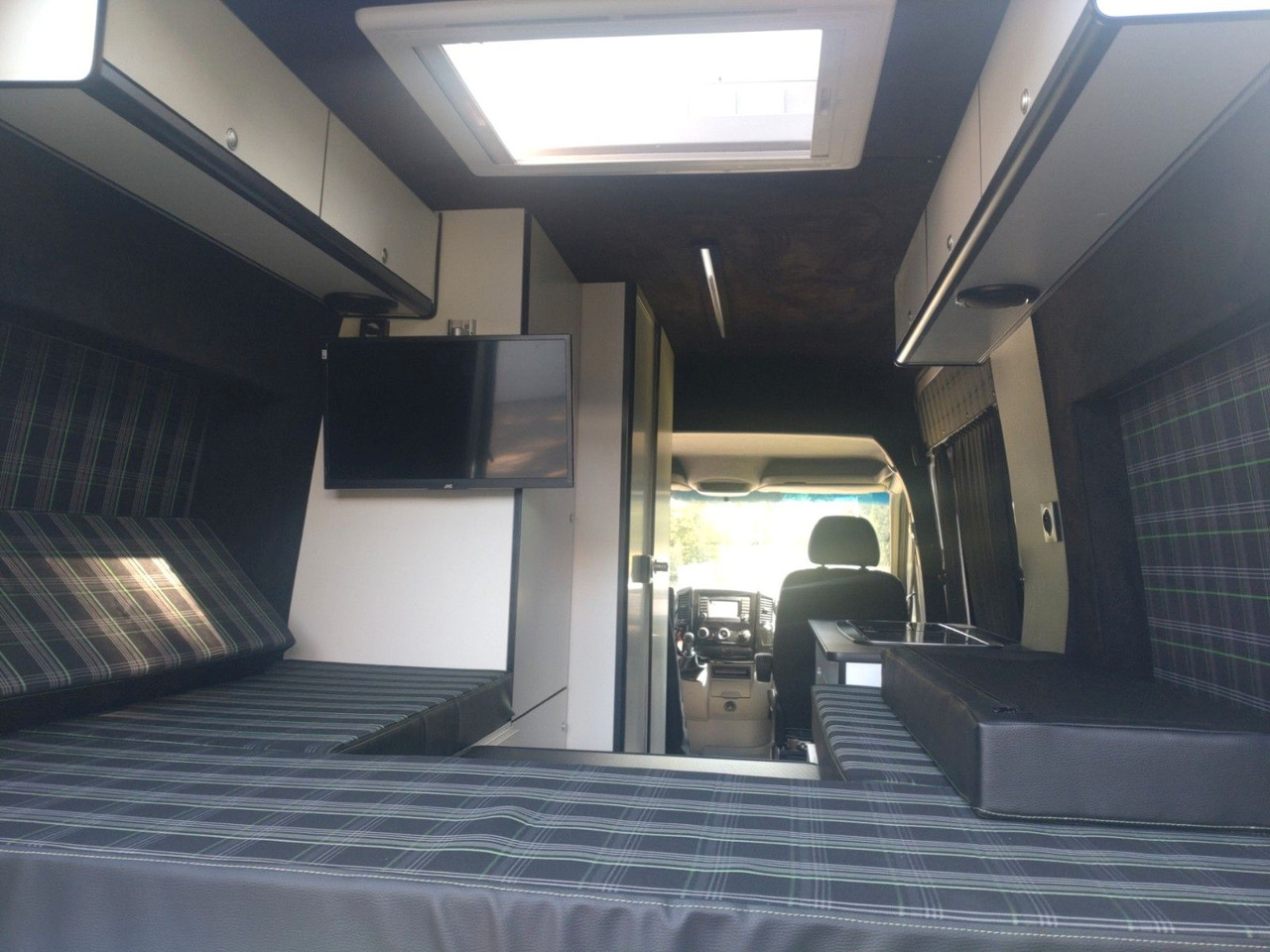 Лизинг на  Mercedes-Benz Sprinter 3,5t  Solar / Dusche / WC Mercedes-Benz Sprinter 3,5t  Solar / Dusche / WC: снимка 10