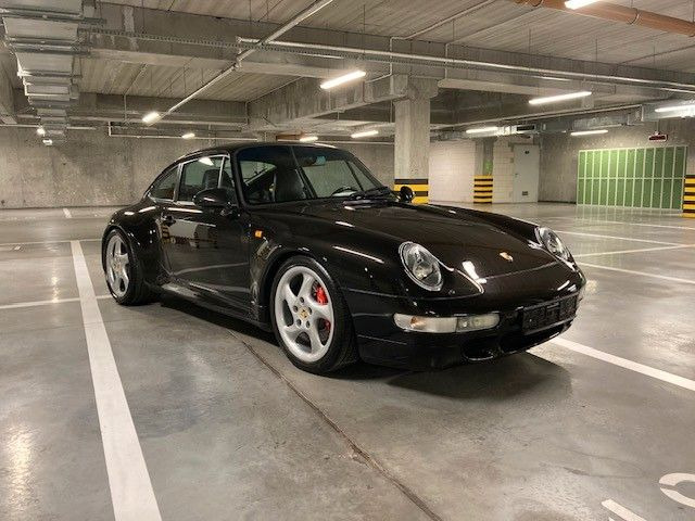 Porsche 993 4S - Купе: снимка 2 Porsche 993 4S - Купе: снимка 2