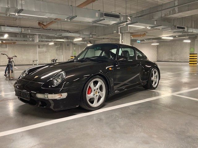 Porsche 993 4S - Купе: снимка 4 Porsche 993 4S - Купе: снимка 4