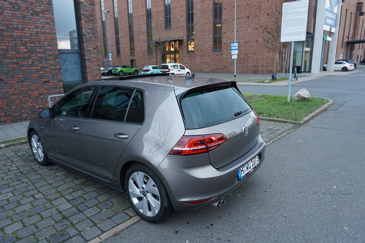 Volkswagen Golf 2.0 TDI DSG BMT GTD - Седан: снимка 2 Volkswagen Golf 2.0 TDI DSG BMT GTD - Седан: снимка 2