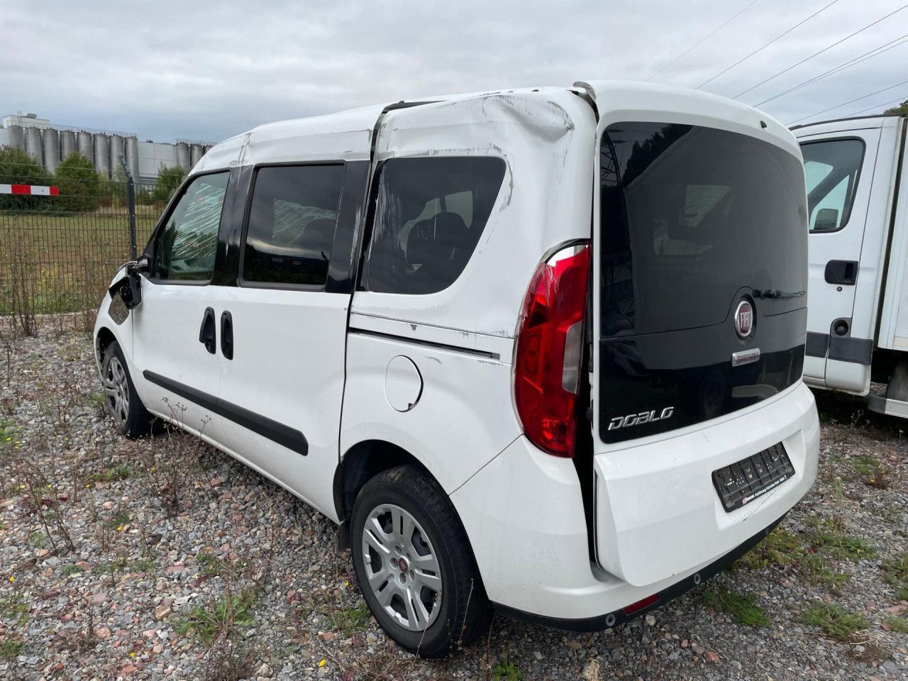 Fiat Doblo Maxi 1.6 M-Jet Euro6 Klima ZV - Пътнически бус: снимка 5 Fiat Doblo Maxi 1.6 M-Jet Euro6 Klima ZV - Пътнически бус: снимка 5