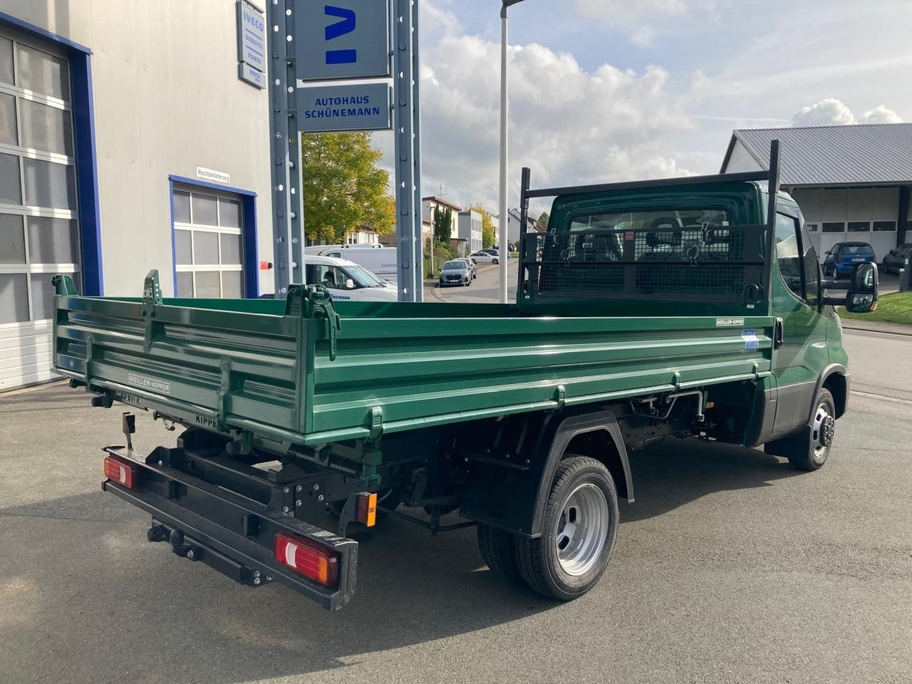 Iveco Daily 50C18H Iveco Daily 50C18H Euro6 Klima AHK ZV - Бус самосвал: снимка 5 Iveco Daily 50C18H Iveco Daily 50C18H Euro6 Klima AHK ZV - Бус самосвал: снимка 5