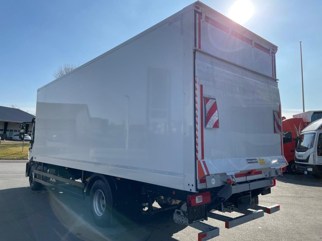 Iveco Eurocargo ML160E32 /P Euro6 Klima AHK Luftfeder - Камион фургон: снимка 5 Iveco Eurocargo ML160E32 /P Euro6 Klima AHK Luftfeder - Камион фургон: снимка 5