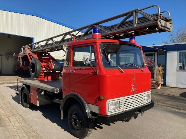 Magirus-Deutz K.H.D. 70D6F "Eicher" - Пожарна кола: снимка 2 Magirus-Deutz K.H.D. 70D6F "Eicher" - Пожарна кола: снимка 2