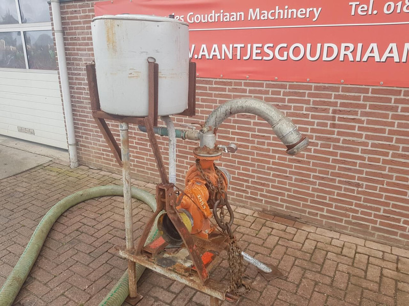 Landini waterpomp - Водна помпа: снимка 2 Landini waterpomp - Водна помпа: снимка 2