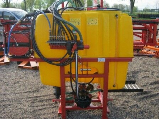 Onbekend Veldspuit - Навесна пръскачка: снимка 4 Onbekend Veldspuit - Навесна пръскачка: снимка 4