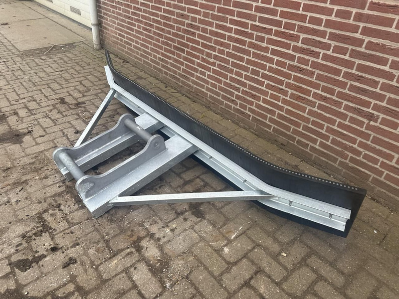 Rubber schuif met S60 aansluiting - Nieuw - Машина за обработка на почвата: снимка 3 Rubber schuif met S60 aansluiting - Nieuw - Машина за обработка на почвата: снимка 3