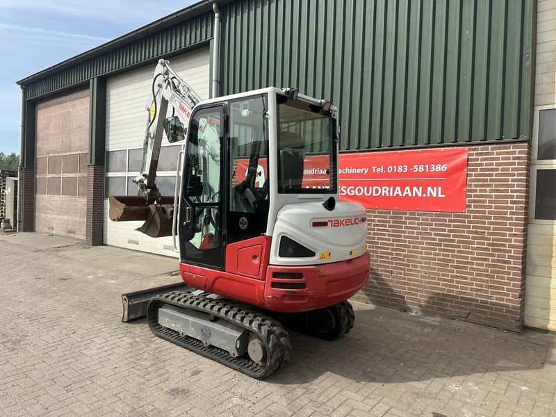 Takeuchi Kraan TB230 - Gebruikt - Мини багер: снимка 2 Takeuchi Kraan TB230 - Gebruikt - Мини багер: снимка 2