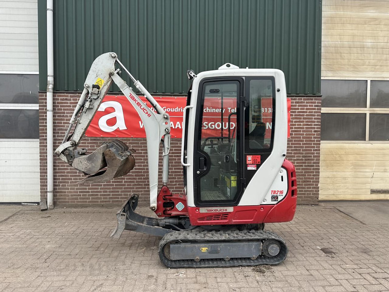 Takeuchi TB216 - Gebruikt - Мини багер: снимка 1 Takeuchi TB216 - Gebruikt - Мини багер: снимка 1