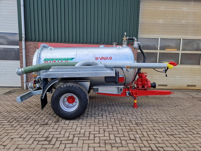 Vaia Waterwagen MB 38 - Nieuw - Разпръсквач за оборски тор: снимка 1 Vaia Waterwagen MB 38 - Nieuw - Разпръсквач за оборски тор: снимка 1