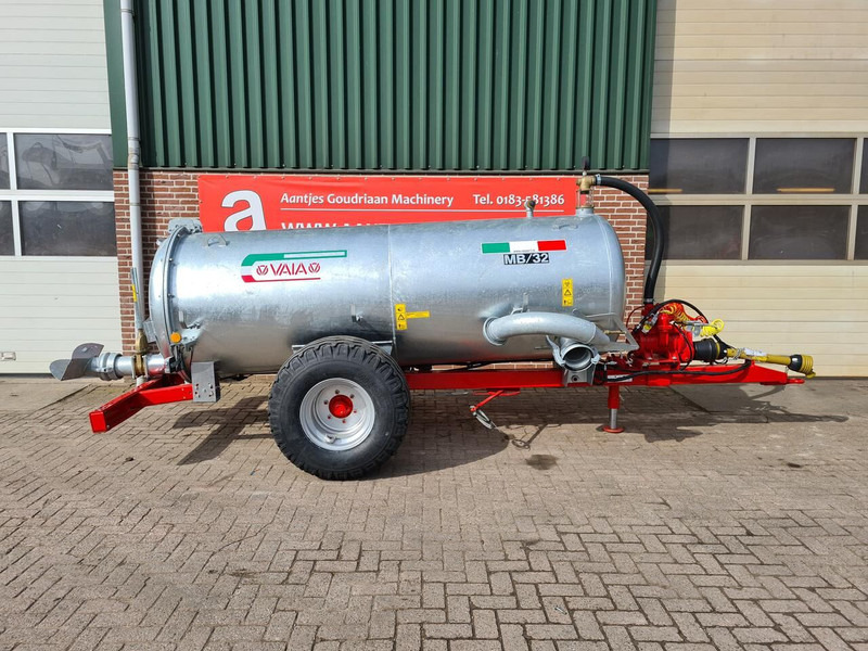 Vaia waterwagen MB32 - Разпръсквач за оборски тор: снимка 1 Vaia waterwagen MB32 - Разпръсквач за оборски тор: снимка 1