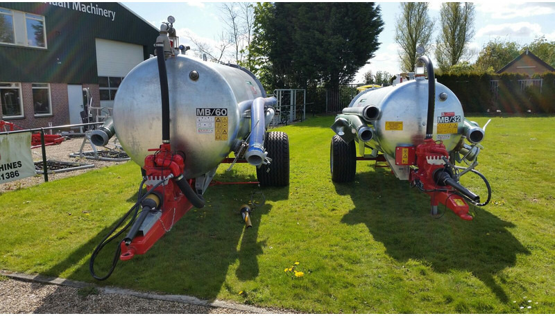 Watertank met haspel - Разпръсквач за оборски тор: снимка 1 Watertank met haspel - Разпръсквач за оборски тор: снимка 1