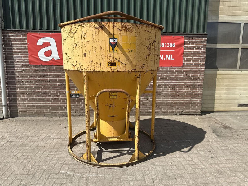 Betonstortkubel staand rond onderlosser - Gebruikt - Кофа за Строителна техника: снимка 1 Betonstortkubel staand rond onderlosser - Gebruikt - Кофа за Строителна техника: снимка 1